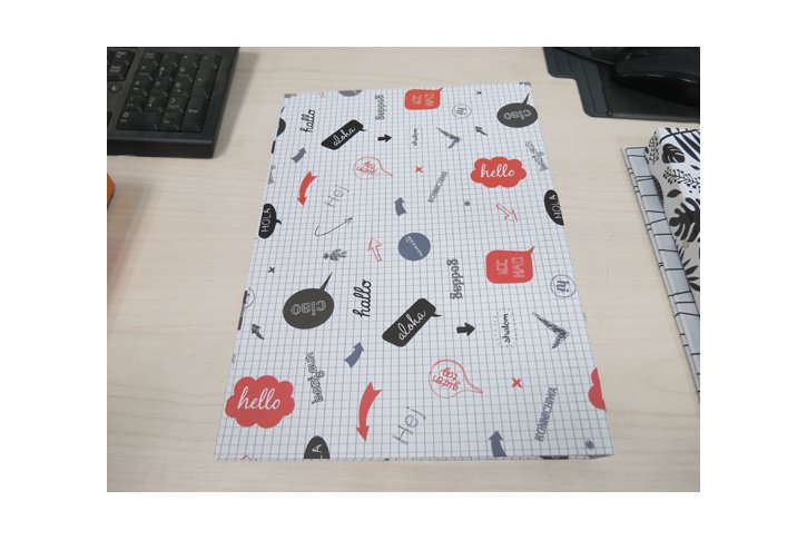 תיק טבעות מעוצב קווים גרפיים