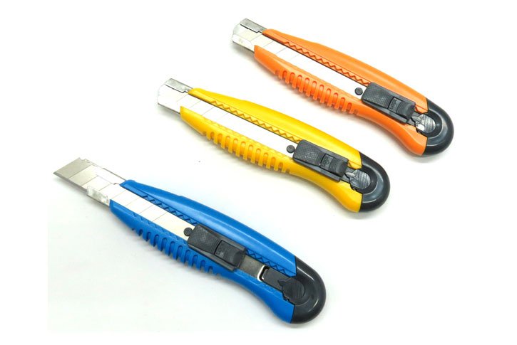 סכין יפני רחב מסיבי מסילת מתכת PK02