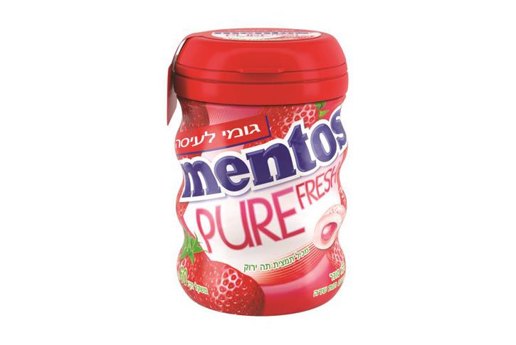 מסטיק מנטוס בטעמי פירות בבקבוק מעוגל