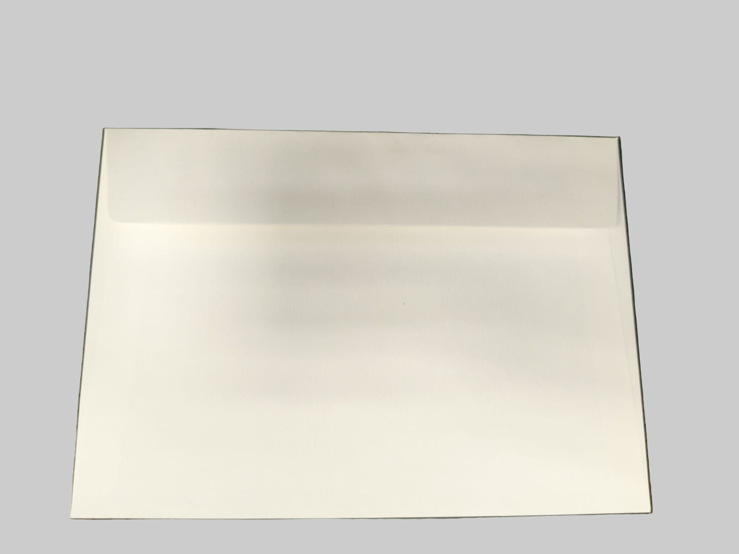 מעטפות אקוורלו לבן 120גרם מידה 16.2/22.9