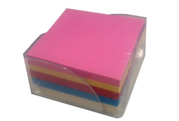 מתקן עם קוביית ממו מילוי בריסטול צבעוני מעורב גובה 5 ס``מ