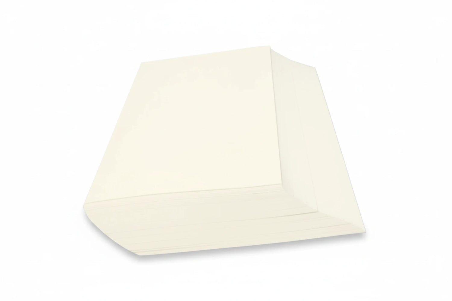 ניירות מלוטשים  100 גרם צבע קרם   גודל A4